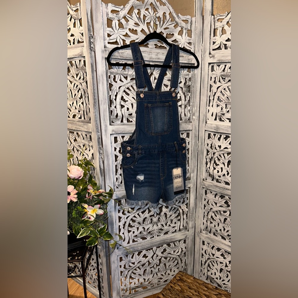Blue jean short overalls new small